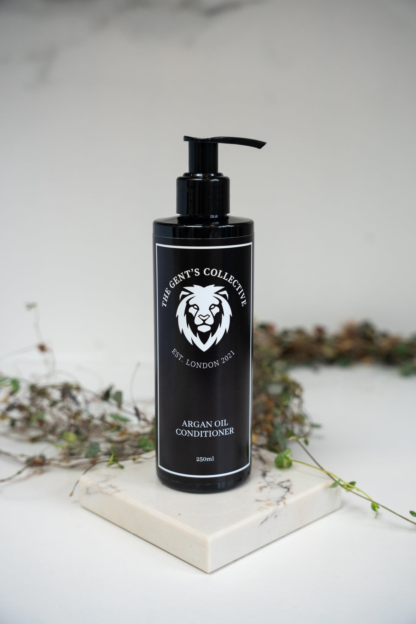 25% Off | Argan Oil Shampoo & Conditioner Set - The Gent's Collective